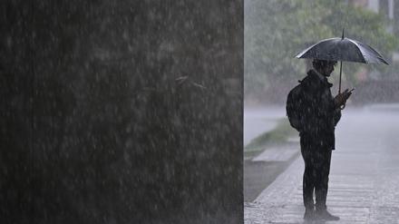 Regen bestimmt die nächsten Tage das Wetter in Berlin und Brandenburg. (Symbolbild)
