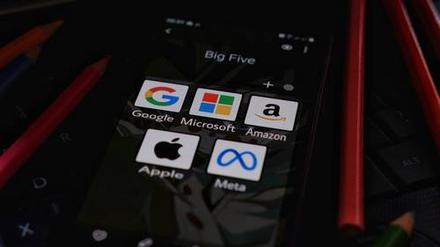 Google, Microsoft, Amazon, Apple and Meta, die fünf großen US-Tech-Firmen dominieren große Bereiche des Internets.