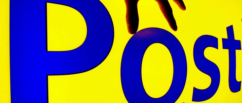 Wer die Vorsilbe „Post-“ benutzt, definiert die Gegenwart als „Nachzeit“, schreibt Dieter Thomä – es sei denn, es handelt sich wie bei diesem Bild um die Postbank.
