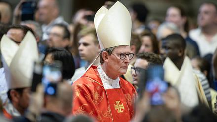 07.05.2025, Vatikan, Vatikanstadt: Der deutsche Kardinal Rainer Maria Woelki nimmt an der Messe vor Beginn des Konklaves teil. 