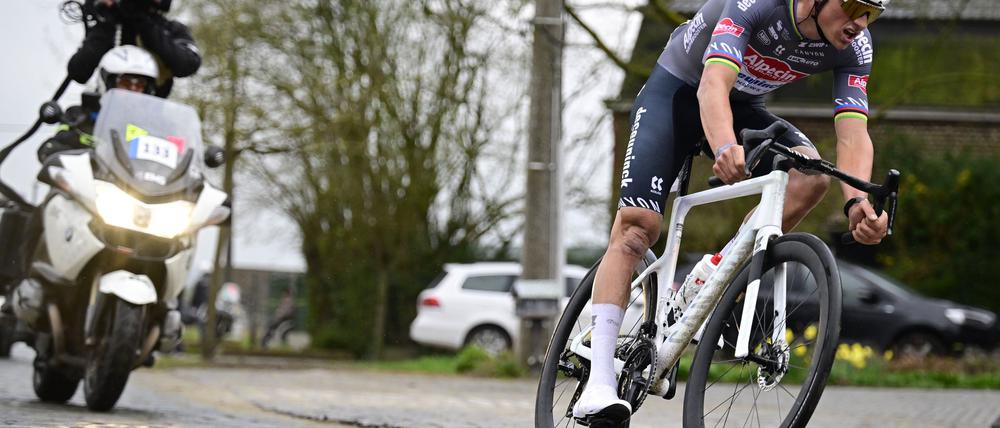 Mathieu van der Poel hat sich an der Hand verletzt. 