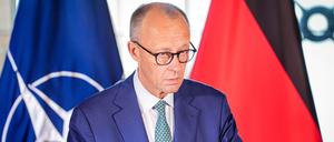 Bundeskanzler Friedrich Merz bei einem gemeinsamen Treffen mit dem finnischen Ministerpräsidenten in Finnland.