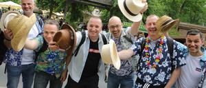 Himmelfahrt, Vatertag oder Herrentag – Männer dürfen gute Laune haben (Frauen auch).