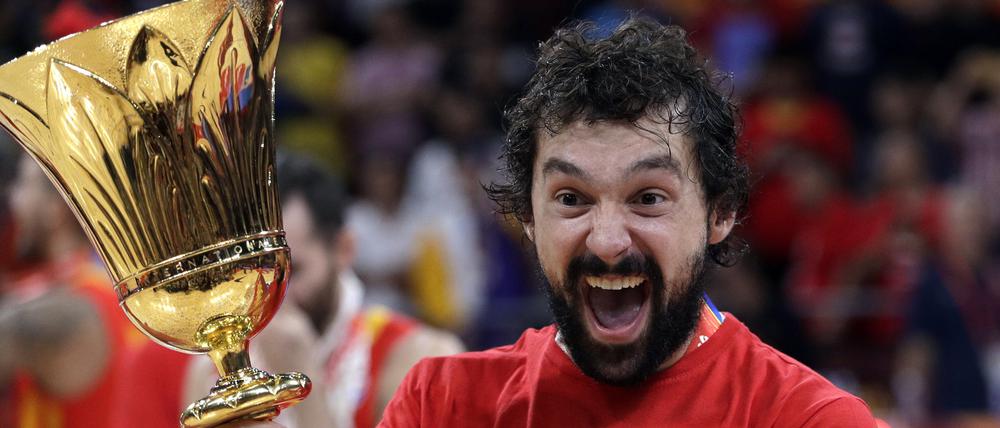 Sergio Llull nach dem Gewinn der Naismith Trophy