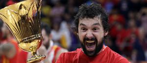 Sergio Llull nach dem Gewinn der Naismith Trophy