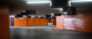 Seit ein paar Wochen ist es heller im „Tunnel des Grauens“, der Senat hat neue LED-Röhren angebracht.