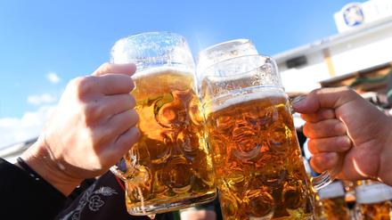 Kostet heuer bis zu 15,80 Euro: Die Wiesn-Maß.