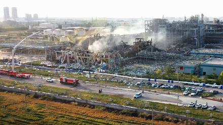 Die Feuerwehr war mit mehr als 200 Helfern vor Ort.