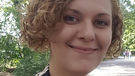 Fahima Abd El Baki ist Berlinerin mit deutscher Mutter und ägyptischem Vater und pflegt ihre drei Söhne sowie Mutter und Schwiegermutter.
