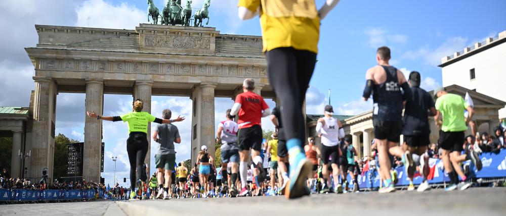 Es gibt kürzere Wege, die ins Ziel führen beim Berlin-Marathon.