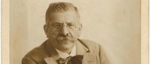 Der Berliner Sexualforscher Magnus Hirschfeld (1868–1935) . 