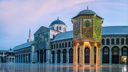 Umayyaden-Moschee in Damaskus, Syrien. Die Moschee ist nicht nur ein religiöses Zentrum, sondern auch ein historisches Wahrzeichen, das seit über 3000 Jahren existiert. Veröffentlicht am 19. Oktober 2023