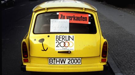 Ein Trabant in den Farben der Olympia-Bewerbung Berlins.