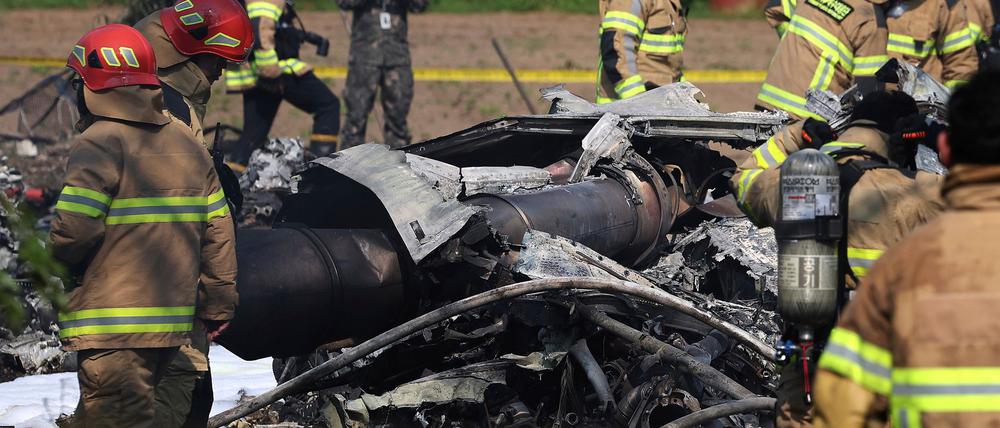 In Südkorea ist ein Patrouillenflugzeug der Marine mit vier Menschen an Bord abgestürzt.