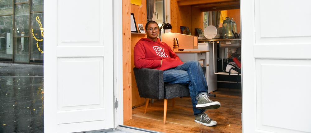 Van Bo Le-Mentzel in seinem Tiny-House. 