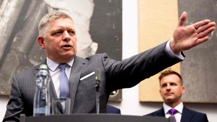 Wohin führt er sein Land? Robert Fico, Regierungschef in der Slowakei, untergräbt immer häufiger die Demokratie.