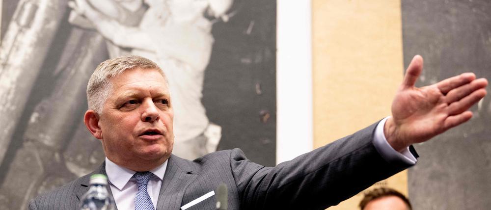 Wohin führt er sein Land? Robert Fico, Regierungschef in der Slowakei, untergräbt immer häufiger die Demokratie.