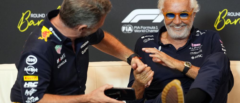 Unverkennbar, Christian Horner und Flavio Briatore (r) hatten ihren Spaß.