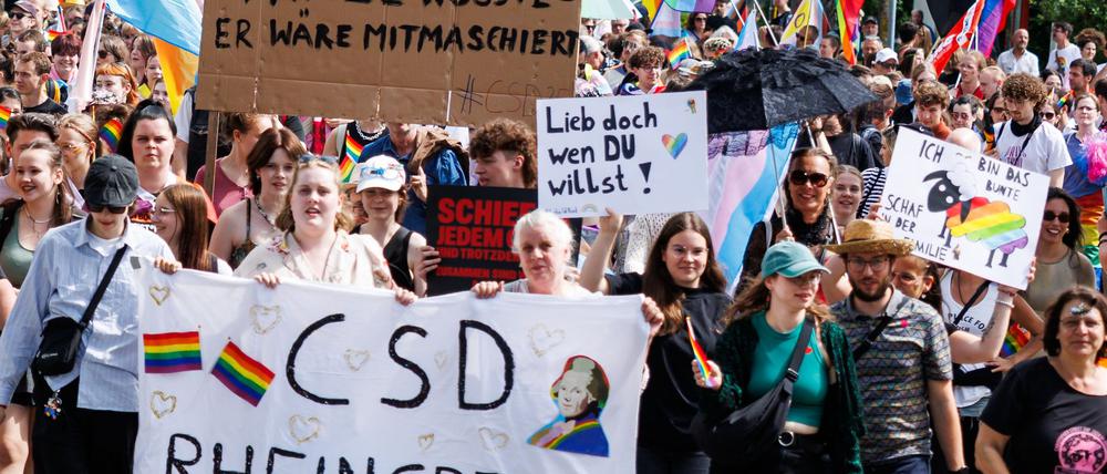 Der CSD in Rheinsberg fand am Samstag bereits zum zweiten Mal statt.