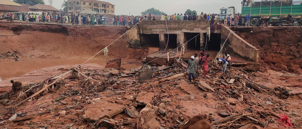 Zerstörungen nach einem Unwetter in der nigerianischen Stadt Mokwa