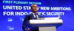 US-Verteidigungsminister Pete Hegseth spricht bei der Sicherheitskonferenz Shangri-La-Dialog in Singapur.
