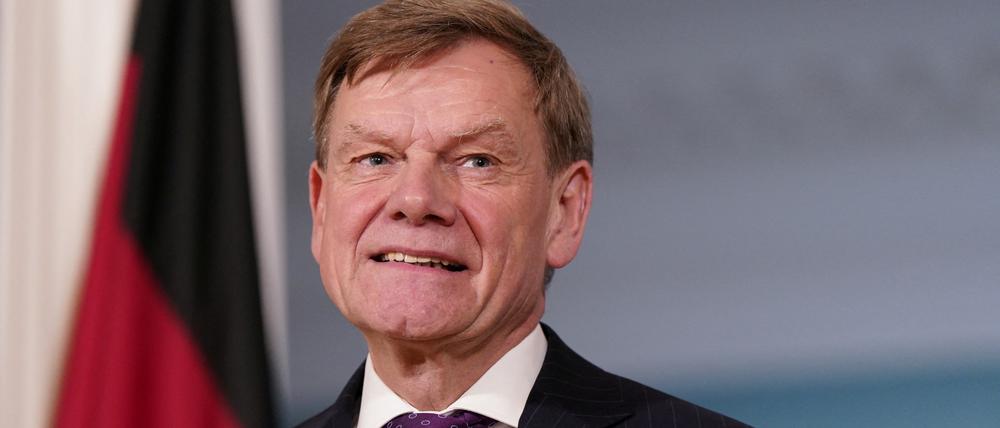 Außenminister Johann Wadephul (CDU) muss einige Entscheidungen treffen.