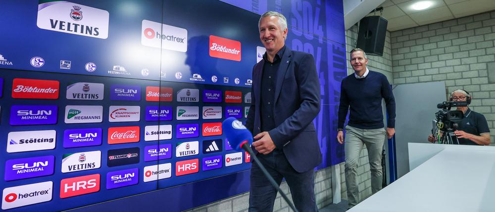 Frank Baumann hat offiziell auf Schalke angefangen.