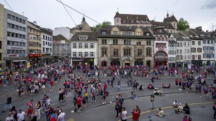 Keine Feier am Barfüsserplatz in Basel: Die Fans kamen vergeblich.