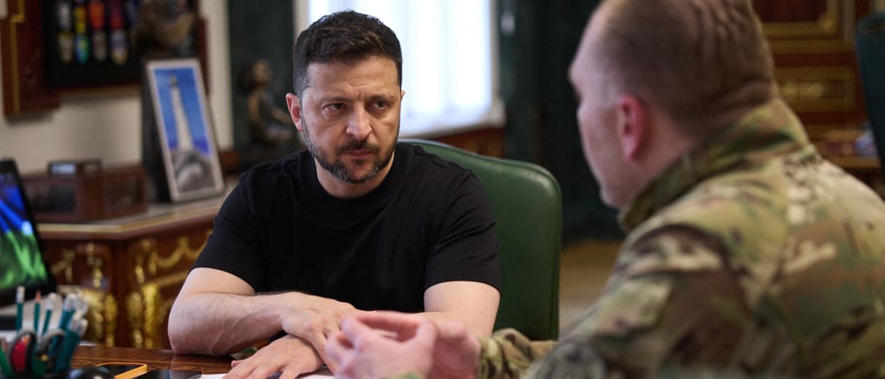 Der ukrainische Präsident Wolodymyr Selenskyj und der damalige Leiter des Sicherheitsdienstes der Ukraine, Wassyl Maljuk, bei einem Treffen in Kiew. Das Foto wurde am 1. Juni 2025 veröffentlicht.