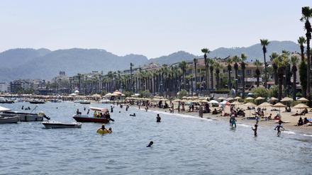 Marmaris: Urlauber am Strand.