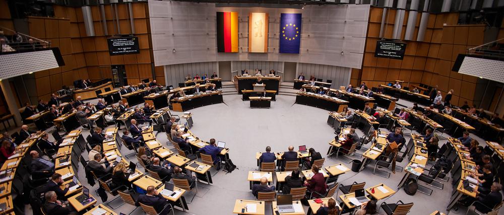 Im Berliner Abgeordnetenhaus arbeiten CDU und Linke auch mal zusammen.