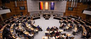 Im Berliner Abgeordnetenhaus arbeiten CDU und Linke auch mal zusammen.