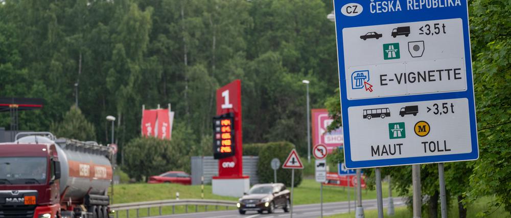 Ein Vergleich der Tankpreise lohnt sich vor allem in Grenzregionen wie hier am Übergang nach Tschechien.