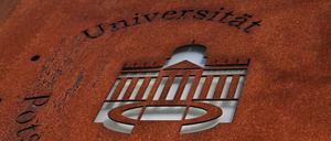 Der Senat der Uni Potsdam hat trotz Kritik eine Anwesenheitspflicht für Seminare beschlossen.