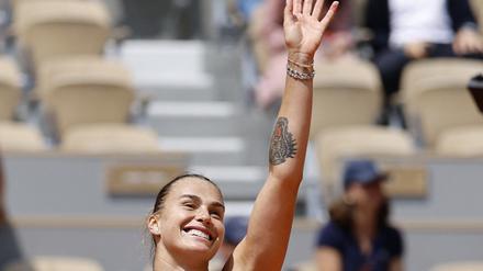 Aryna Sabalenka nach ihrem 7:6 (7:3), 6:3 Viertelfinalerfolg über Zheng Qinwen.