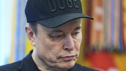 USA, Washington: Elon Musk nimmt an einer Pressekonferenz mit US-Präsident Trump im Oval Office des Weißen Hauses teil.