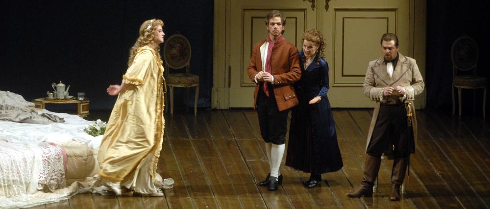 Szene aus "Figaros Hochzeit" in der Regie von Götz Friedrich an der Deutschen Oper Berlin