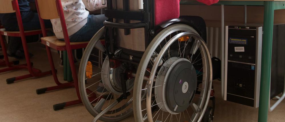 Beim gemeinsamen Unterricht von Kindern mit und ohne Handicap wird ab dem kommenden Schuljahr gespart, fürchten Lehrerverbände.