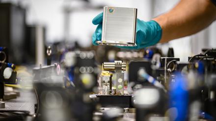  „Berlin Quantum“ ist eine Initiative der drei Berliner Universitäten, weiterer Forschungseinrichtungen und der Berliner Wirtschaft