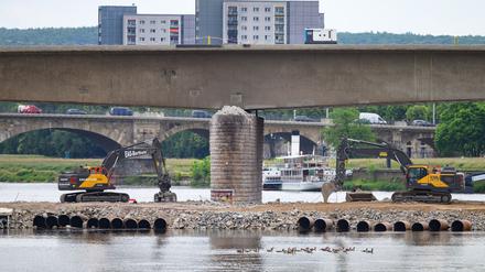 Brücken, Straßen, Energienetze: Die deutsche Infrastruktur soll mit Milliardenschulden modernisiert werden. (Archivbild)