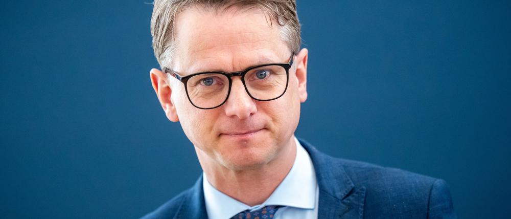 Der CDU-Generalsekretär hofft ein „respektvolles Aufeinandertreffen“ von Merz und Trump.