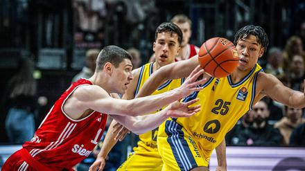 Ivan Kharchenkov (links) verlässt den FC Bayern, Elias Rapieque (rechts) Alba Berlin. Beide zieht es in die USA.