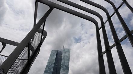 Die EZB senkt die Leitzinsen im Euroraum erneut