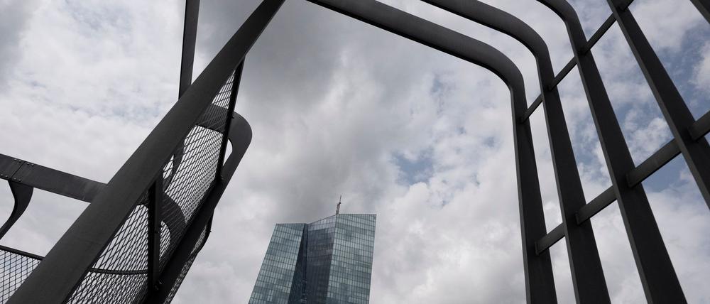 Die EZB senkt die Leitzinsen im Euroraum erneut