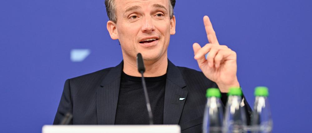 SAP-Chef Klein wehrt sich gegen Kritik wegen gestrichener Frauenquote. (Archivbild)