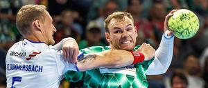 Welthandballer Mathias Gidsel wirft die Füchse Berlin erneut zum Sieg. 