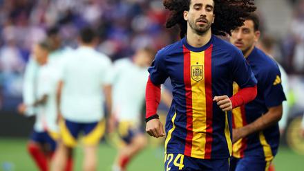 Marc Cucurella ist in Stuttgart ausgepfiffen worden.