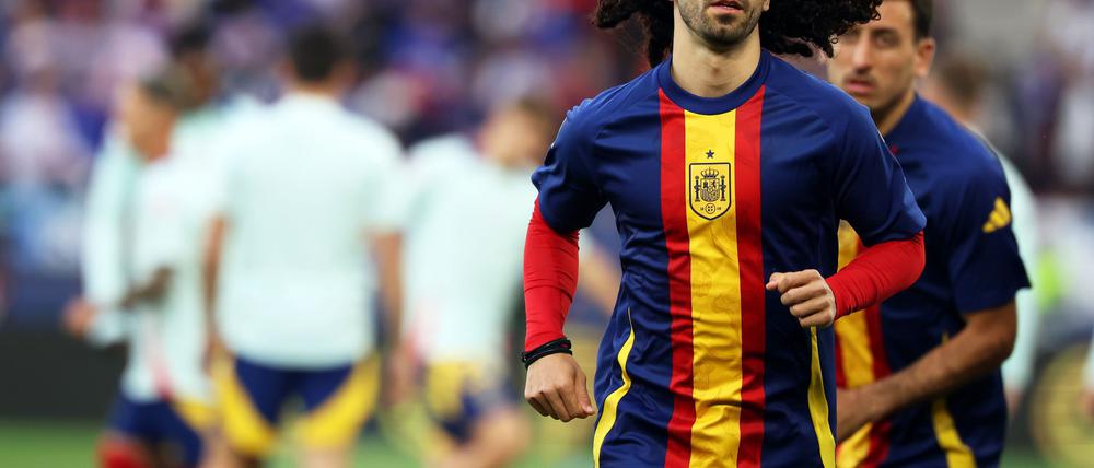 Marc Cucurella ist in Stuttgart ausgepfiffen worden.