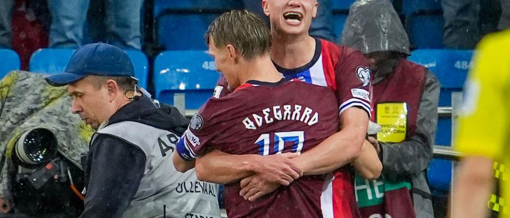 Erling Haaland und Norwegen düpierten die italienische Nationalmannschaft.