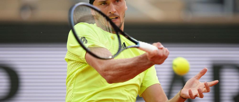 Alexander Zverev wird nach seinem Viertelfinal-Aus in Paris am Montag in Stuttgart erwartet.